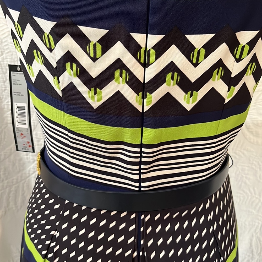 Tahari belted dress, size 2, NWT - Picture 10 of 16
